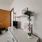 Appartement Modern And Comfy Flat Near The Sea *