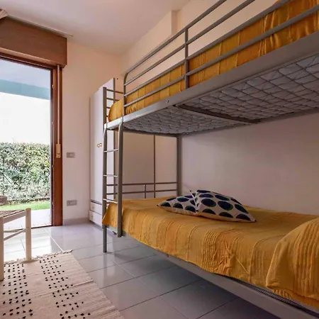 Modern And Comfy Flat Near The Sea Appartamento